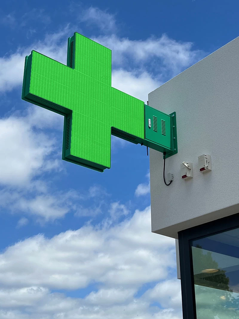 leds vertes pour croix de pharmacie